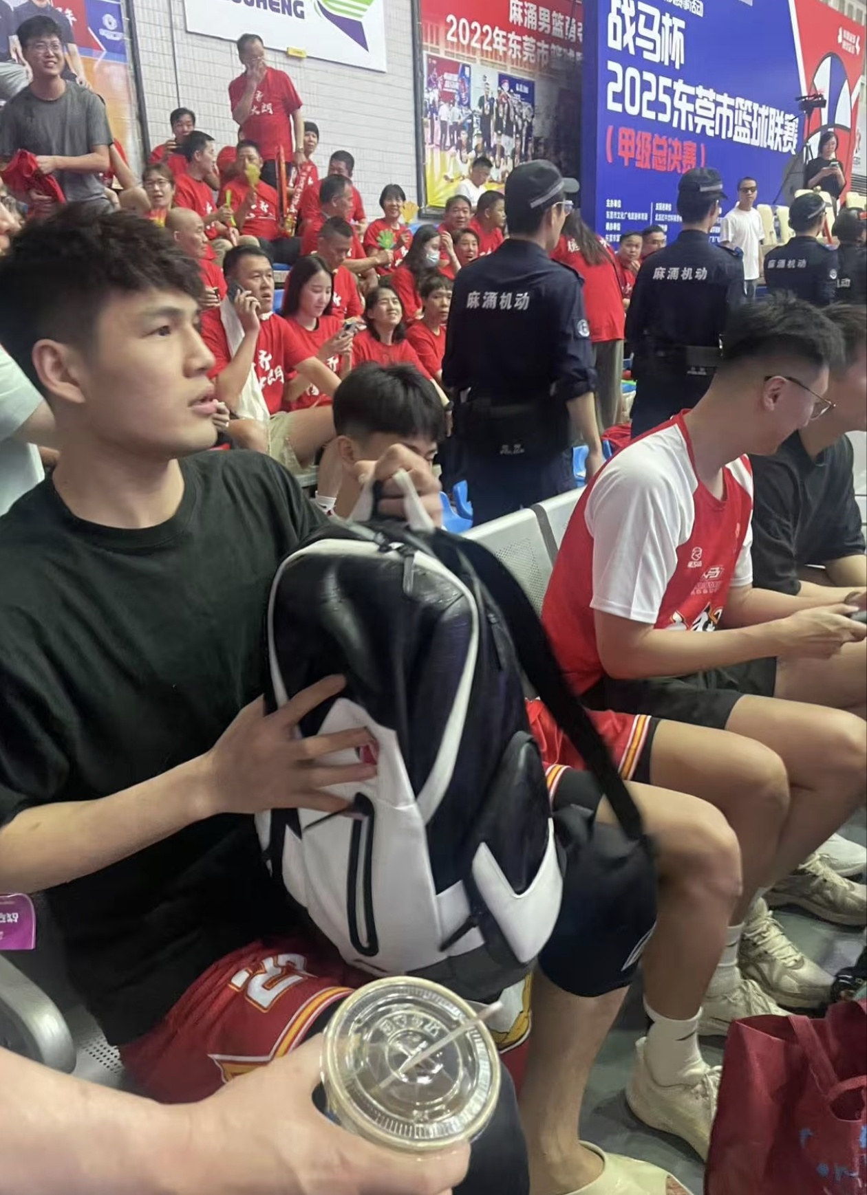 八戒体育-又搞个大的？媒体人：广州男篮为引进陈国豪正在寻求多方交易的简单介绍
