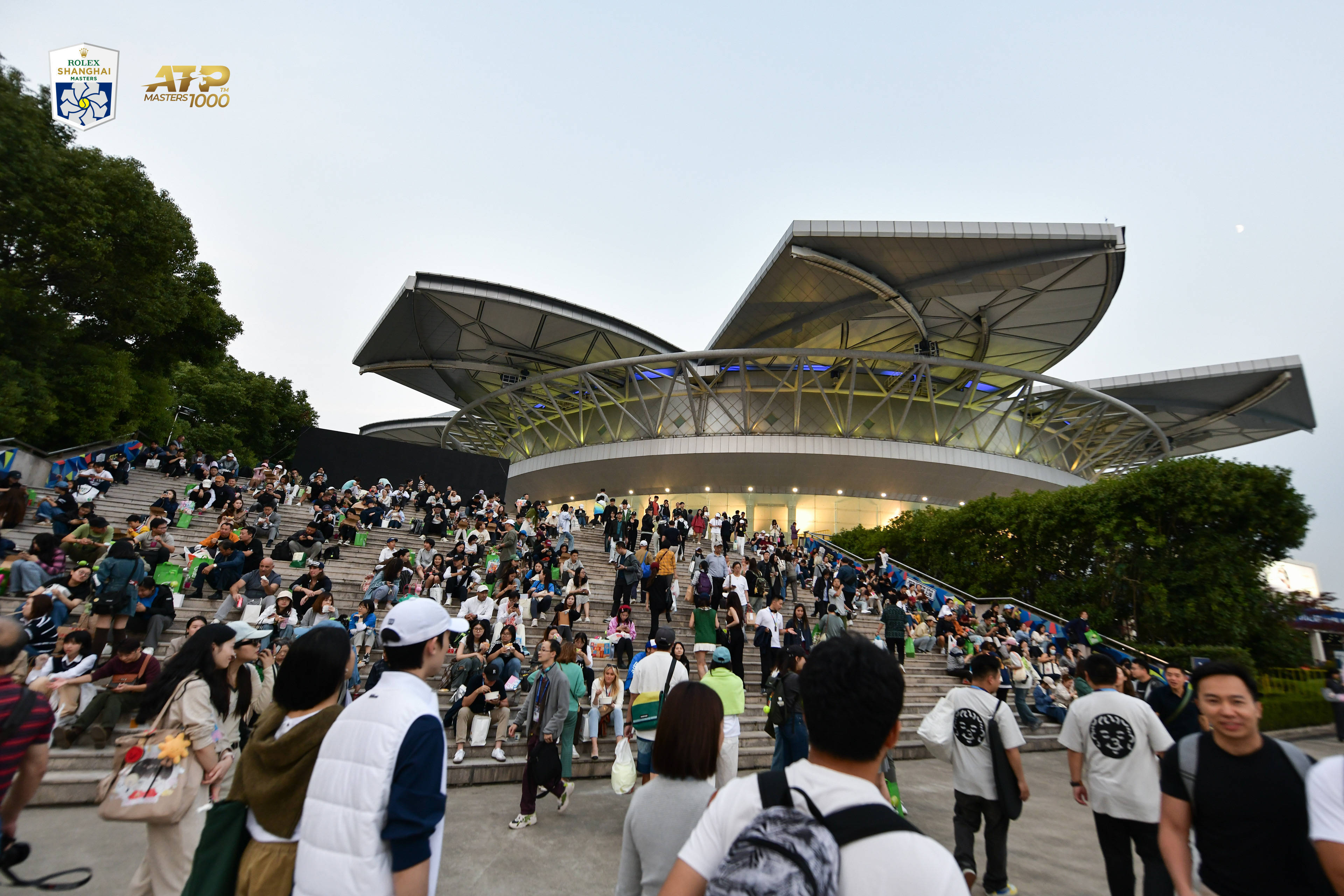 八戒体育-近50万人围观创多项纪录，沐瞳电竞助力全球女子电竞迈向新高度(0维空间是什么概念)