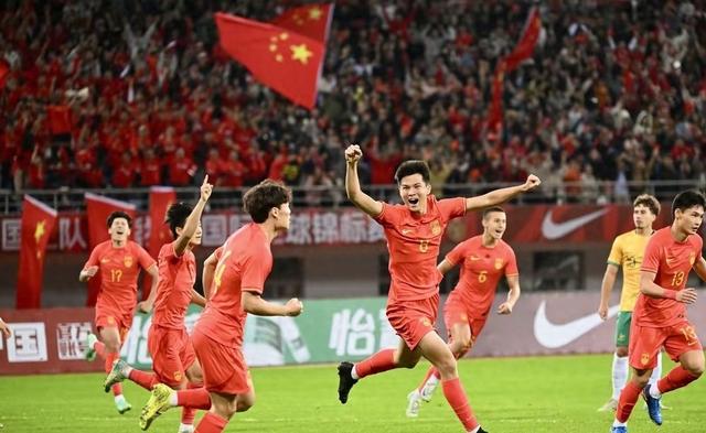 八戒体育-亚洲杯足球赛即将开幕，中国队备战(亚洲杯足球赛即将开幕,中国队备战多少场)